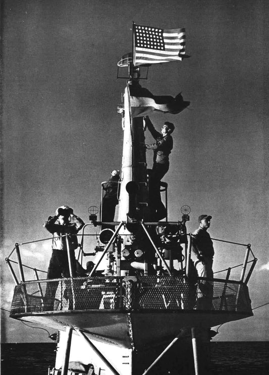 Usn Submarine Conning Tower View In Wwii
