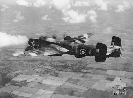 192 Squadron Raf Halifax Wwii Awm 045271